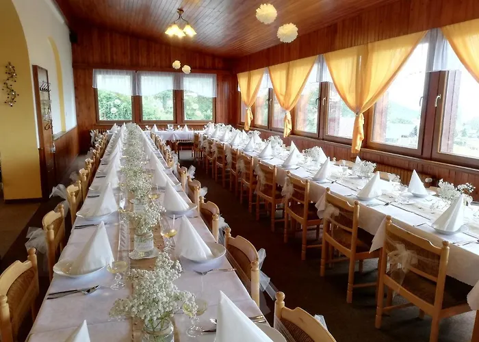 بيت ضيافة Vyhlidka Janovicky 3*