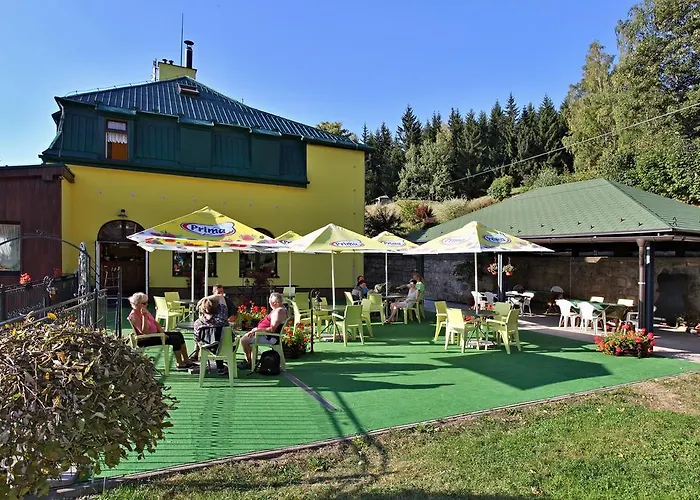 بيت ضيافة Vyhlidka Janovicky